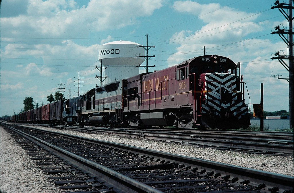 early Conrail at Bellwood Aug 1976 Conrail is only four mo… Flickr