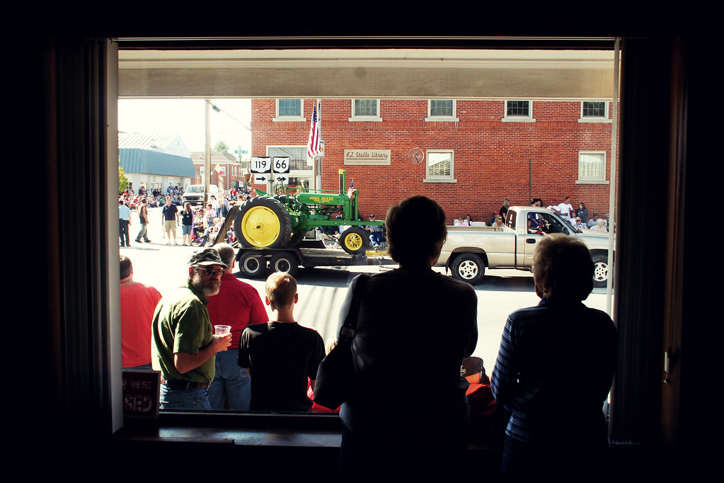 Minster Ohio Oktoberfest parade Looking out at the parade … Flickr
