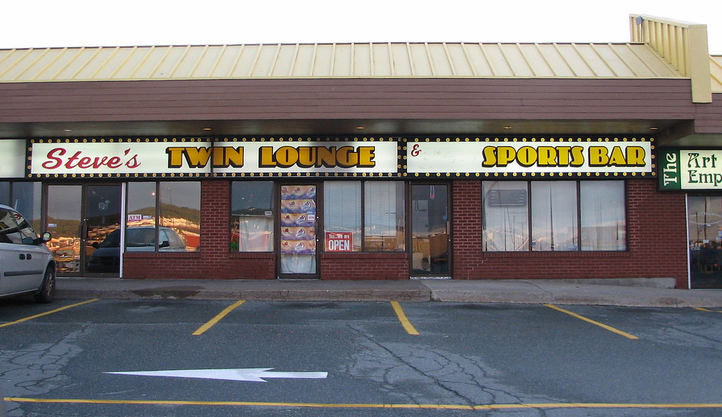 Steve's Twin Lounge Ropewalk Lane, St. John's, Newfoundlan… Flickr