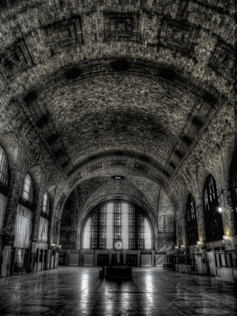 Great Hall The great hall of the abandoned Buffalo Central… Flickr