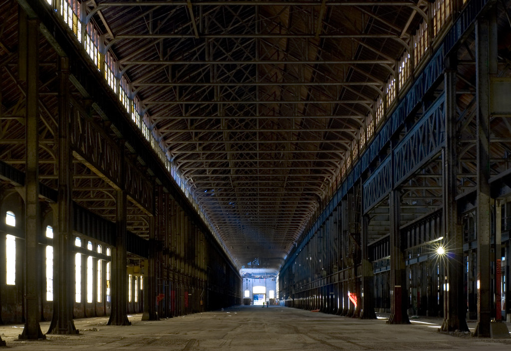 2 machine shop Largest industrial building in the world a… Flickr