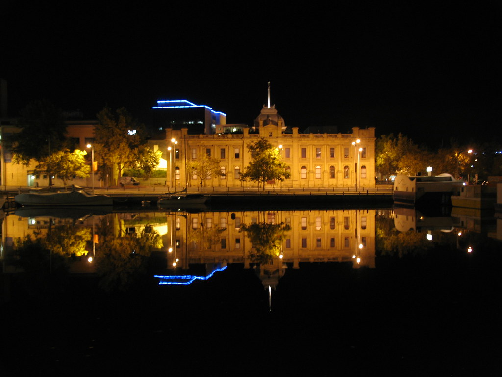 Hobart Town Hall by Night Claudia Flickr
