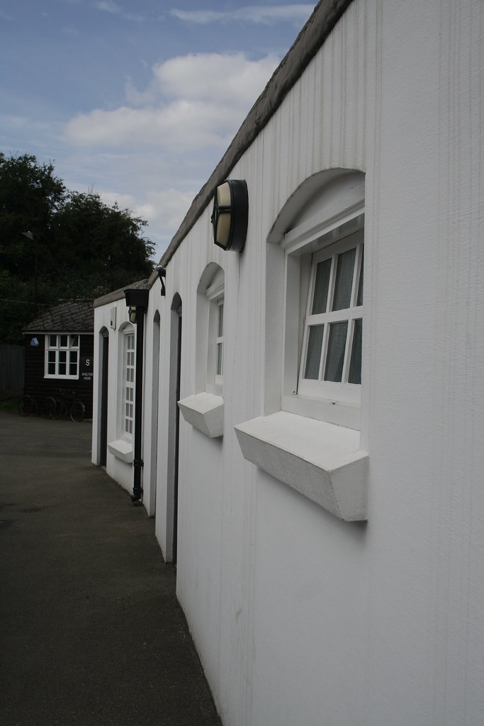 Buildings The fort at Henley Grove was part of a line of d… Flickr