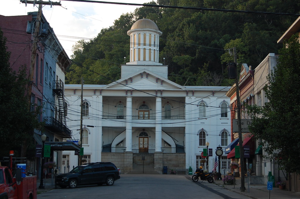Meigs County Courthouse (Pomeroy, Ohio) Rich McGervey Flickr