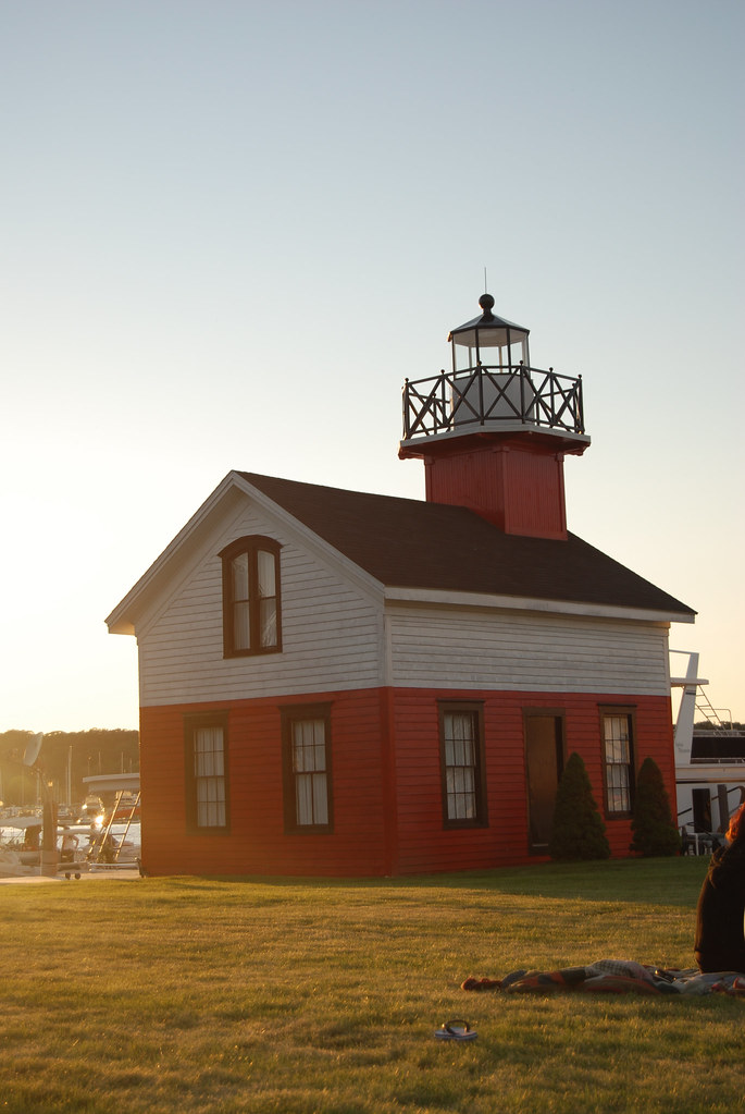 Lighthouse in Saugatuck Janine Flickr
