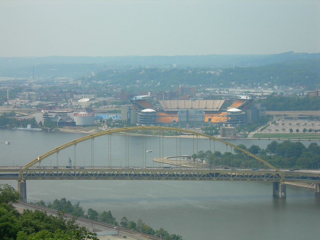Ft Pitt Bridge Taken from atop Coal Hill. I 376 is carried… Flickr