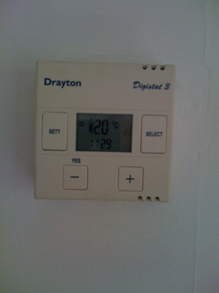 The Drayton Digistat 3 My awesome thermostat. See www.ratt… Flickr
