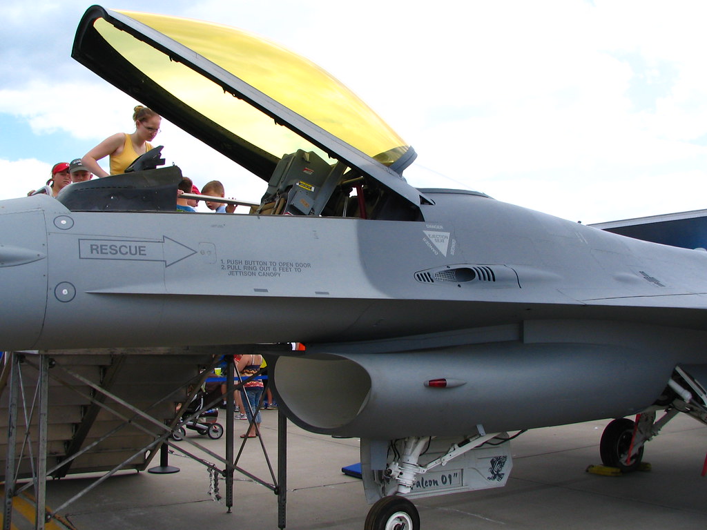 F16 Cockpit Open Sgtgary Flickr