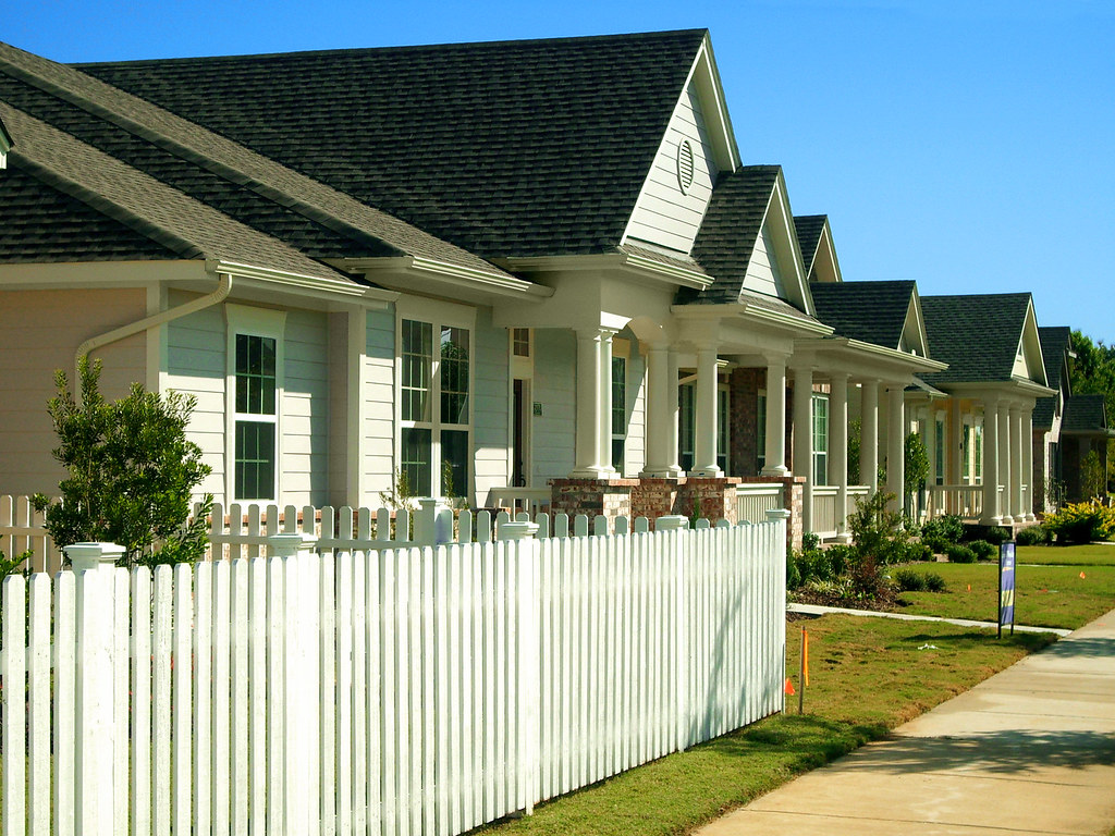 Houses facing park, Home Town NRH A view of some houses in… Flickr