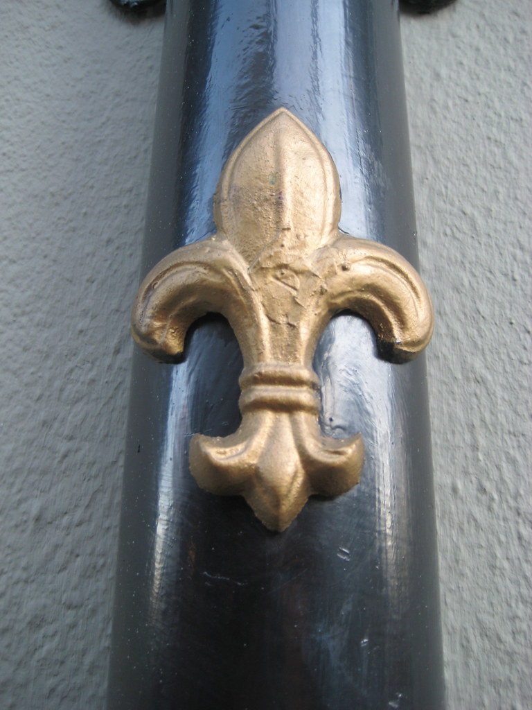 Gold Fleur de Lis FCW Stores Flickr