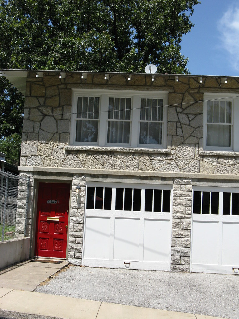 Bonnie and Clyde Joplin, MO (15) nancicurry Flickr