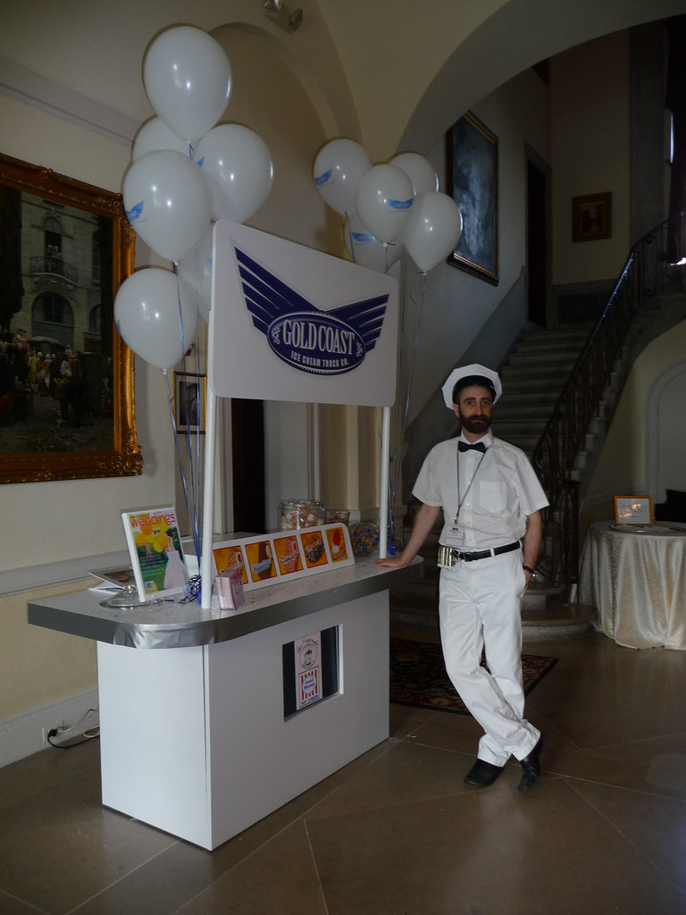Gold Coast Ice Cream Oheka 2009 Our display at the Oheka C… Flickr