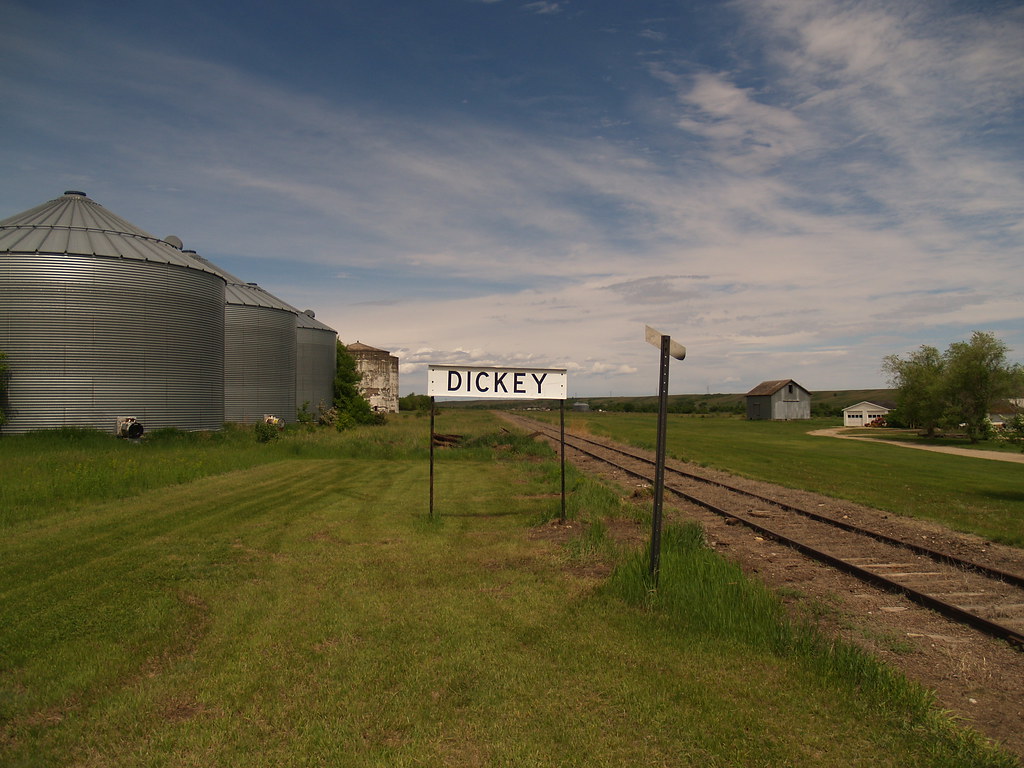 Dickey, North Dakota Andrew Filer Flickr
