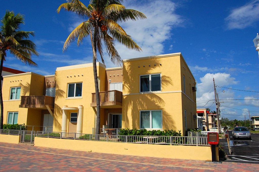 Hollywood Beach, Florida I left the tangle of power and te… Flickr