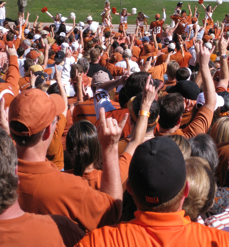 Hook 'em Horns live Flickr