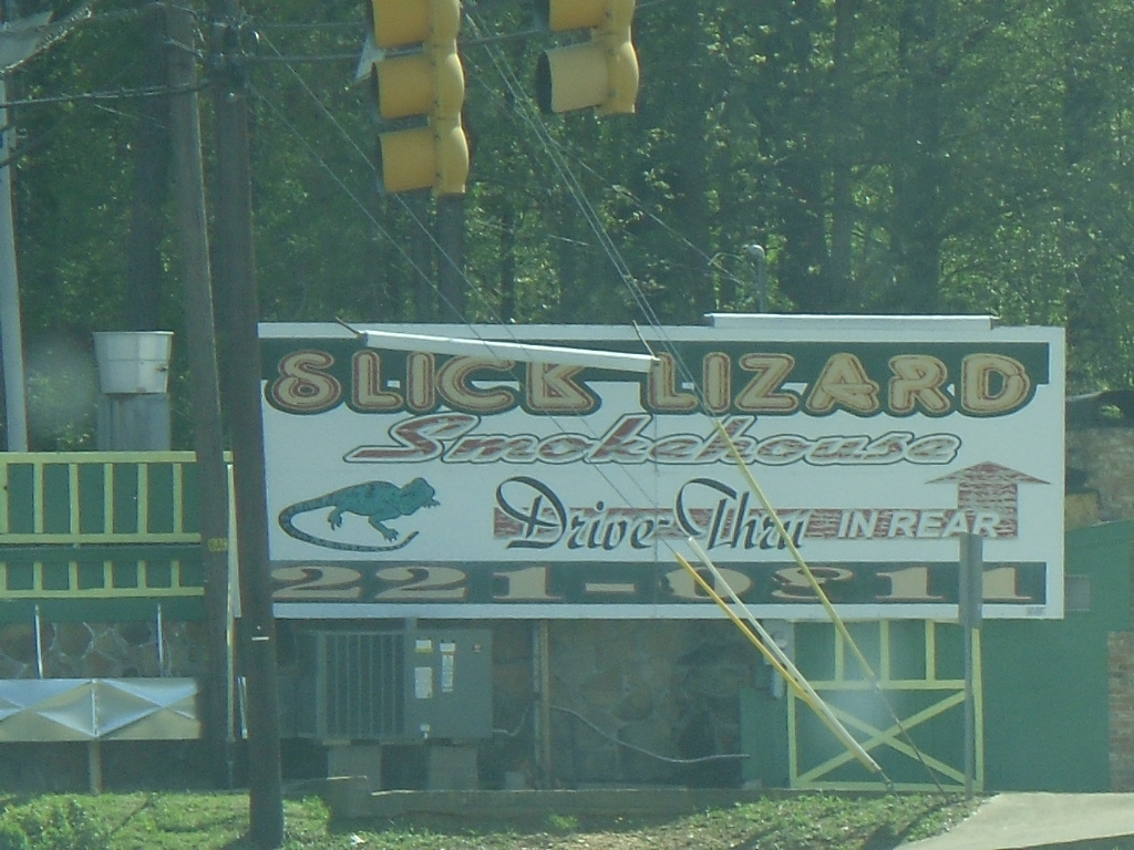 Slick Lizard BBQ in Jasper, Al. Can't believe Green Top ha… Flickr