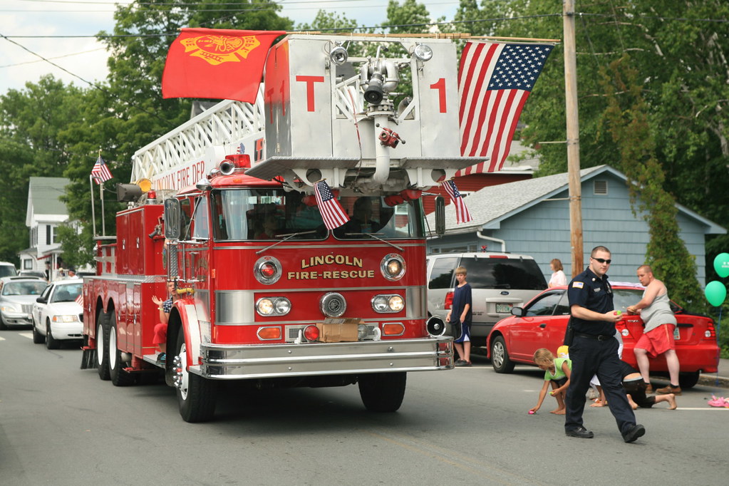 Woodstock, NH 4th of July Parade 2007 a photo on Flickriver