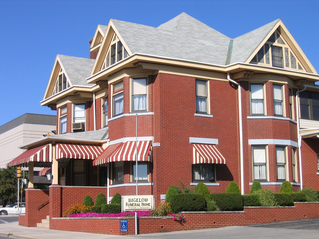 2006 08 12 Altoona Bigelow Funeral Home Bigelow Funera… Flickr