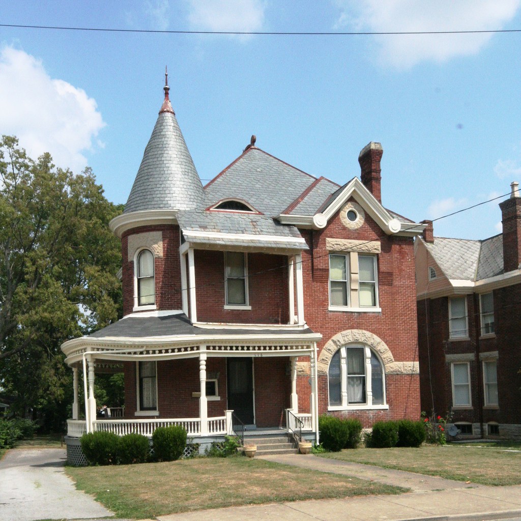 IMG_2364 House in Paris, Kentucky OZinOH Flickr
