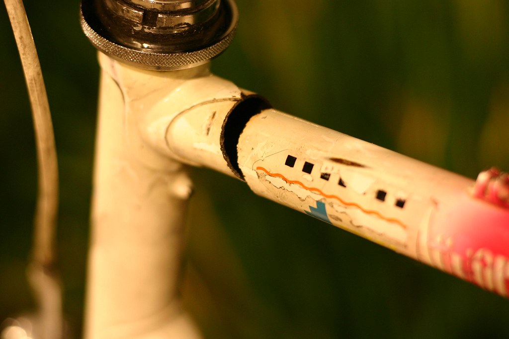 Fixed and broken The top tube of my fixed gear bike broke.… Flickr