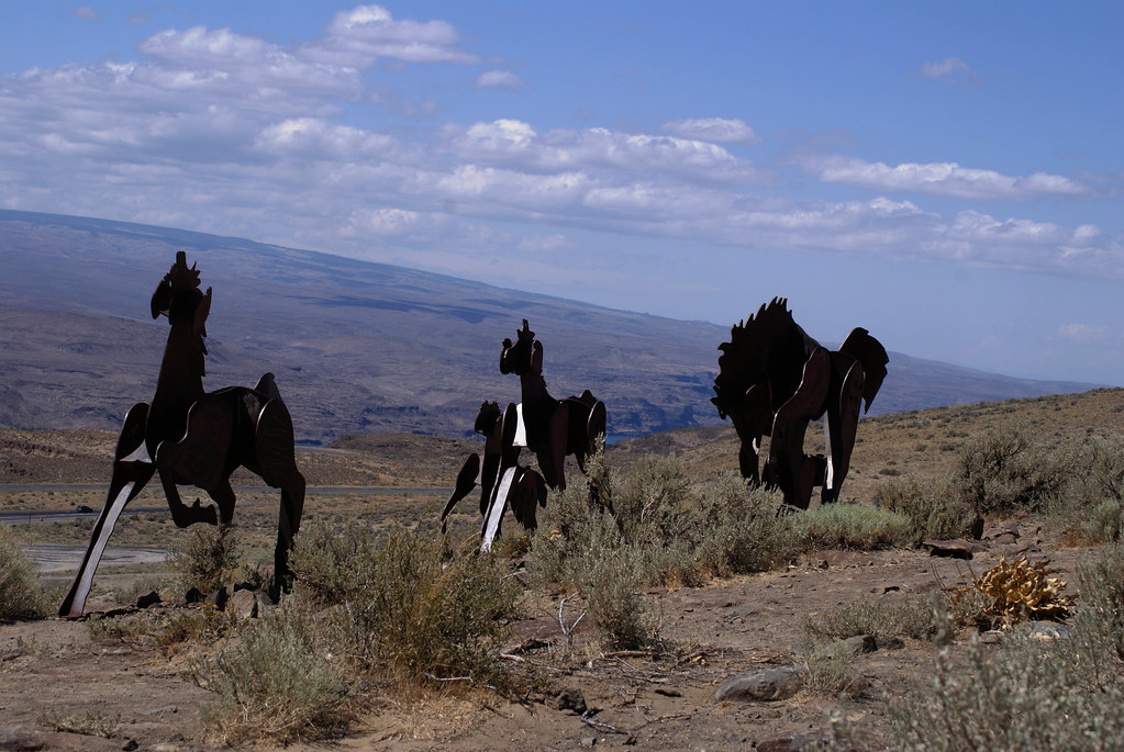 Wild Horse Monument, WA Wild Horse monument near Vantage, … Flickr