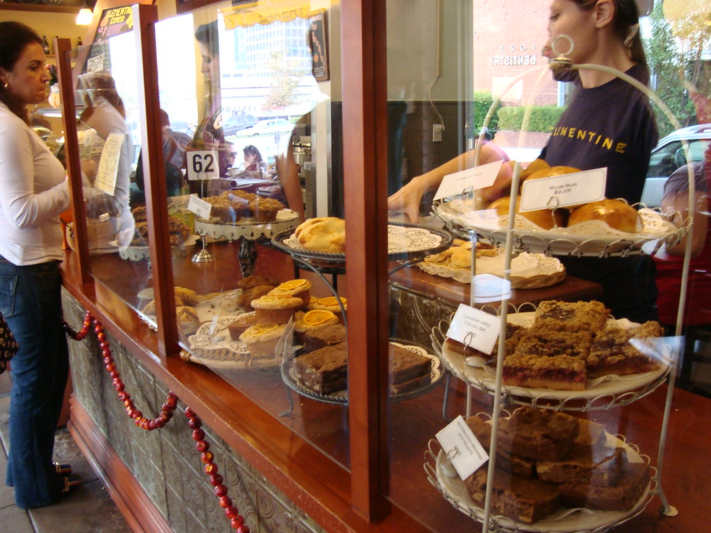 DSC00733 Clementine at Century City everything looks SO… Flickr