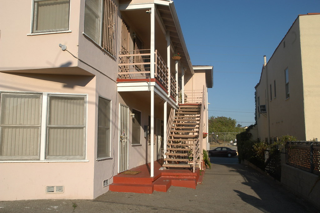 Cochran apartment 1287 S Cochran, Los Angeles 90019. Kent … Flickr