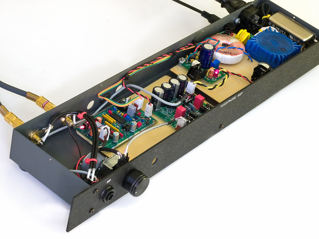 DIY stereo DAC, preamp, headphone amp a photo on Flickriver