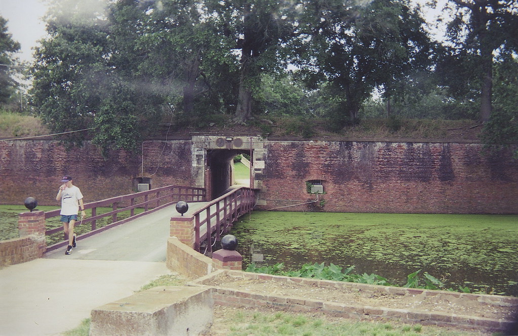 Fort Jackson 96 Moat Fort Jackson, Louisiana, during a day… Flickr