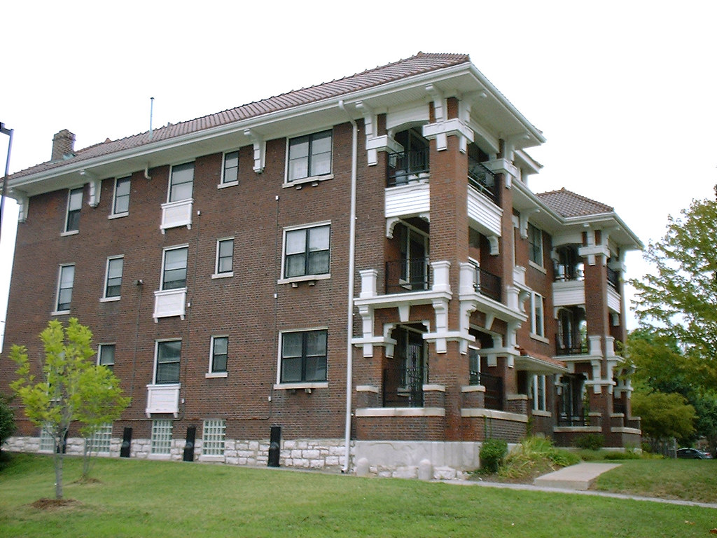 apartment on Delmar at Union MBK (Marjie) Flickr