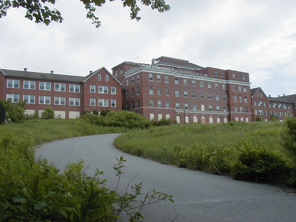 Main Driveway a photo on Flickriver