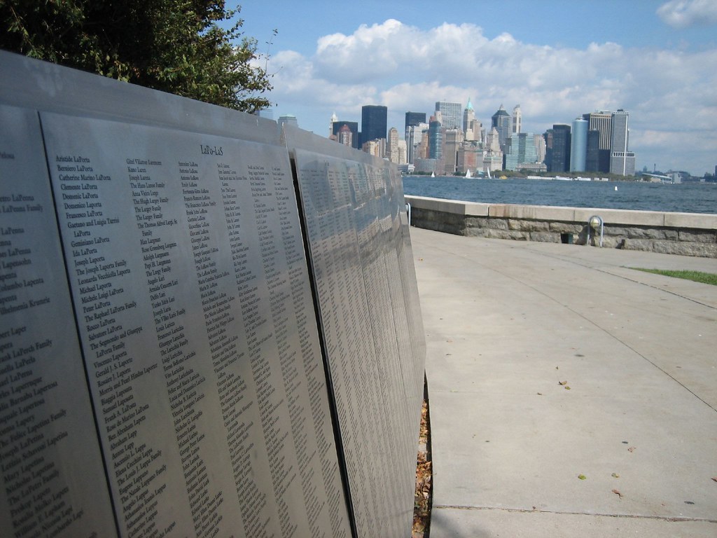 Wall of names on Ellis Island This wall of some 600,000 na… Flickr