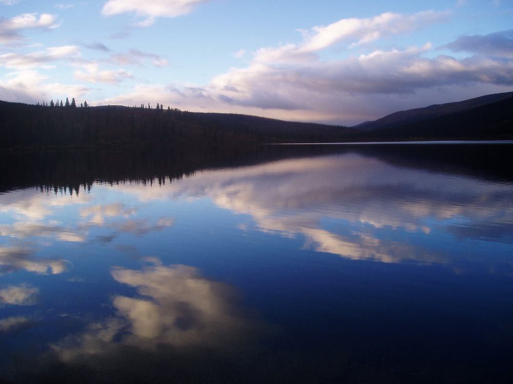 wolvlaketranquil Wolverine Lake at sunrise Dru! Flickr