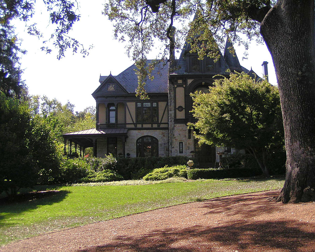 The Rhine House Beringer Vineyards, founded in 1876 by Fre… Flickr