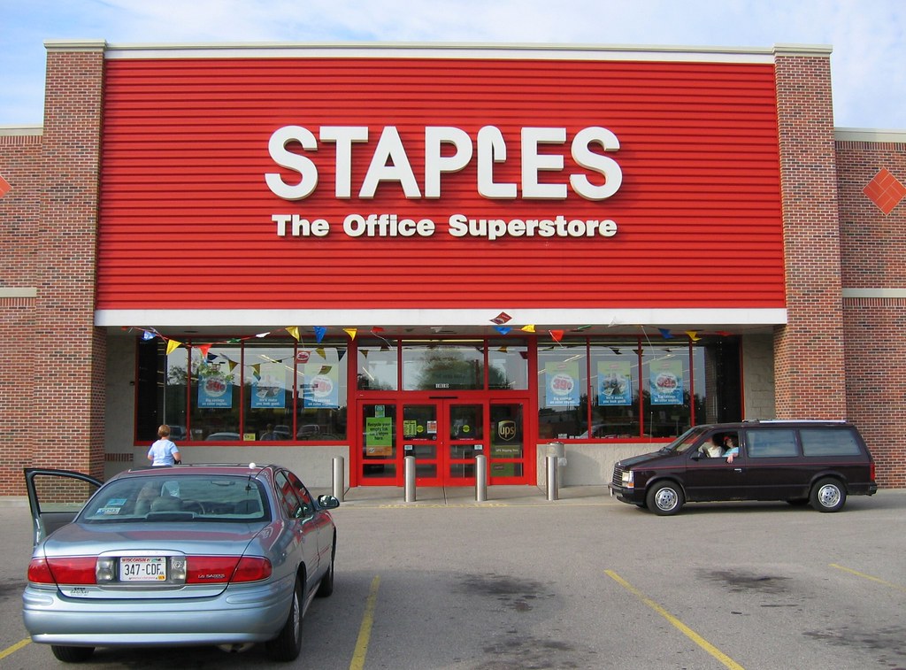 Beloit Staples Store A Look Back Flickr