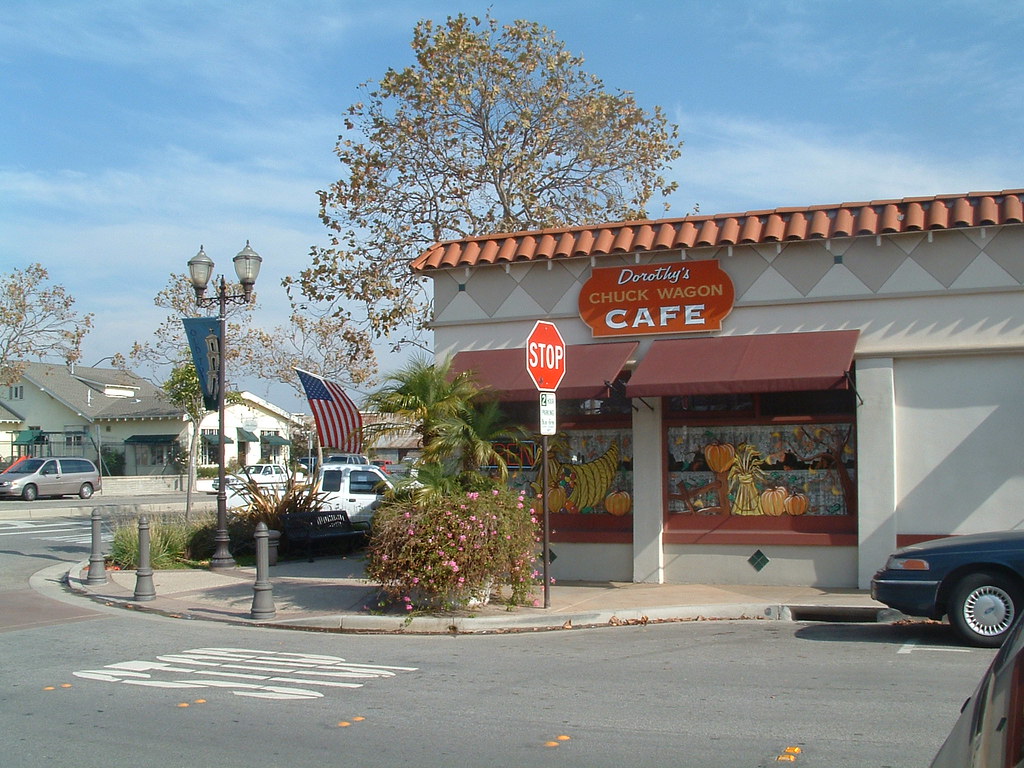 Dorothy's Chuck Wagon Cafe Booger and I dutifully Flickr