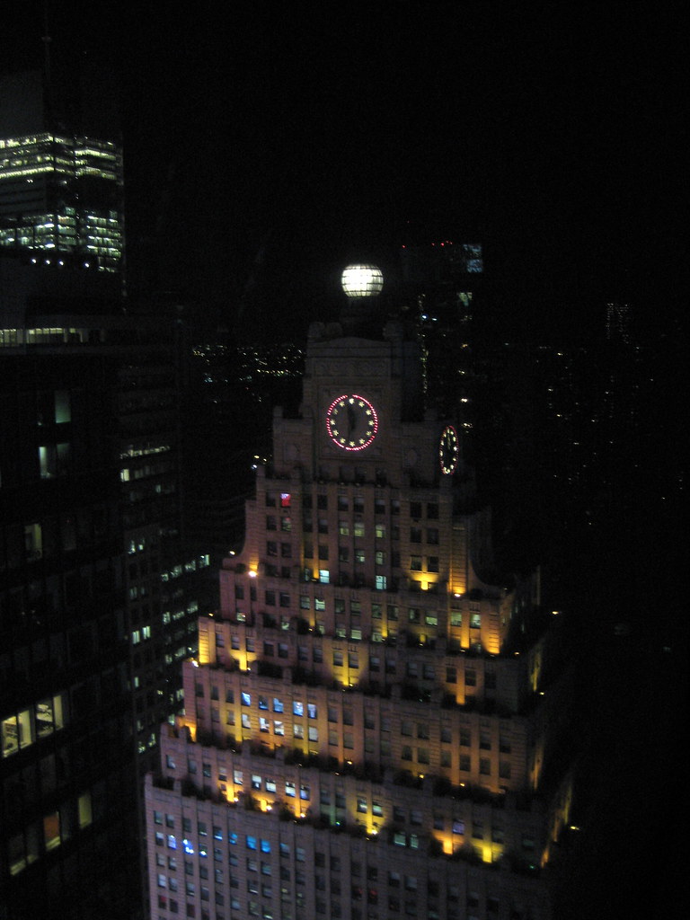 The Paramount Building The Paramount Building on Times Squ… Flickr