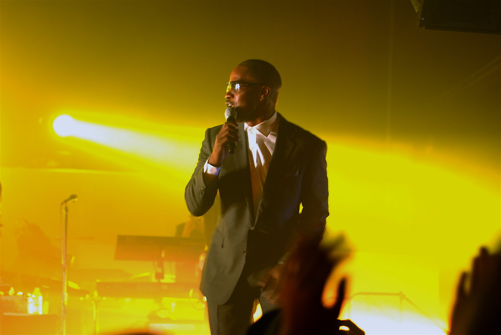 Jamie Foxx singing at the Kanye West Concert at the Democr… Flickr