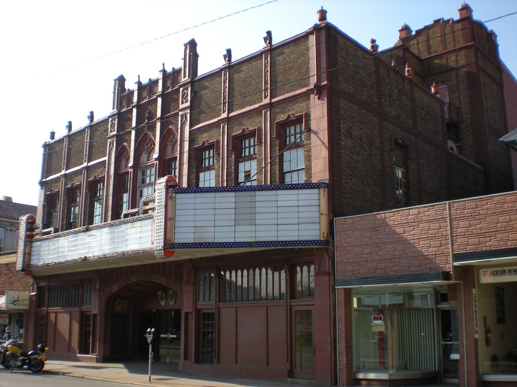 Clarksburg Theatre I have very little information on this … Flickr