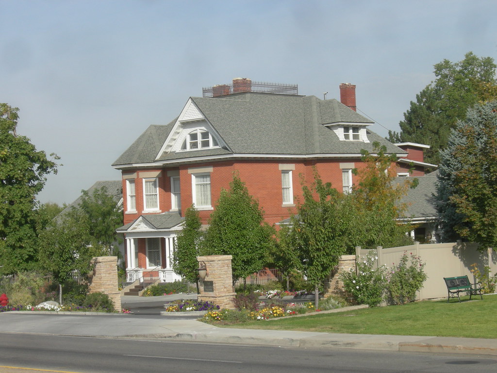 Bountiful, Utah A historic house in Bountiful, Utah. Mansley Flickr
