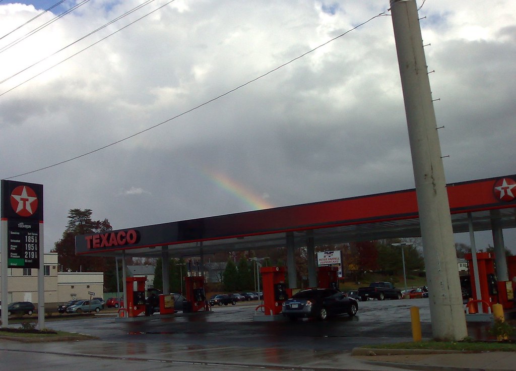 lowest gas price texaco in Manassas, VA on route 28. Waves of