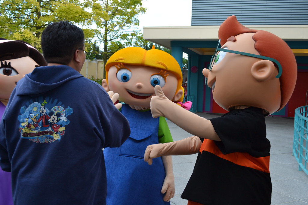 Playhouse Disney Behind The Ears