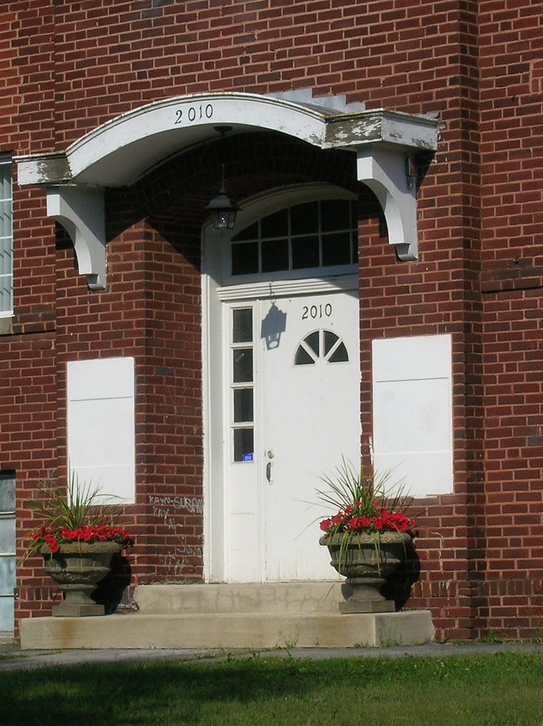092108 Galloway SchoolGalloway, Ohio (4) Aaron Turner Flickr