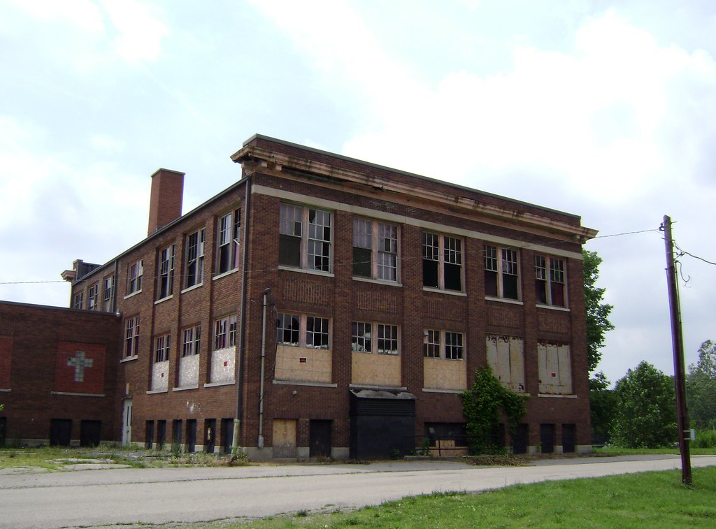 Somerville, Ohio An easterly view of abandoned Somerville … Flickr