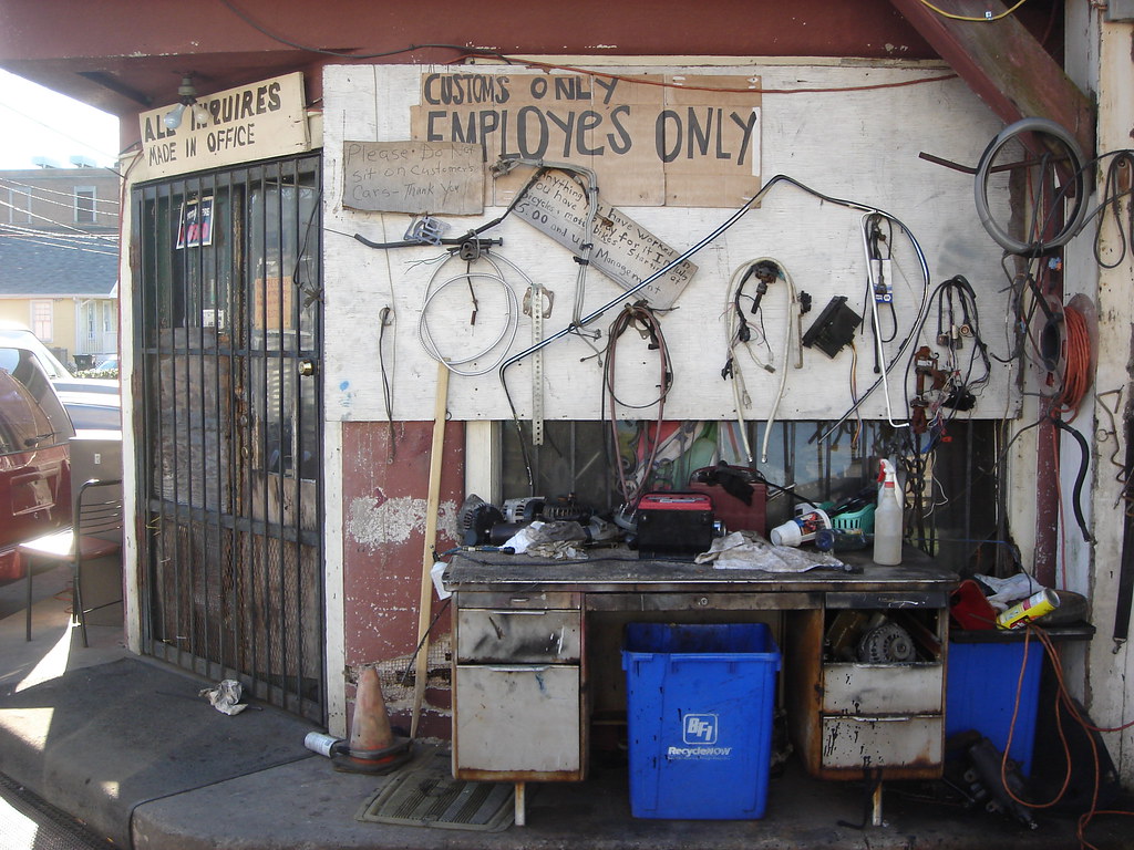 customs only employes only brown's auto repair fern and … Flickr