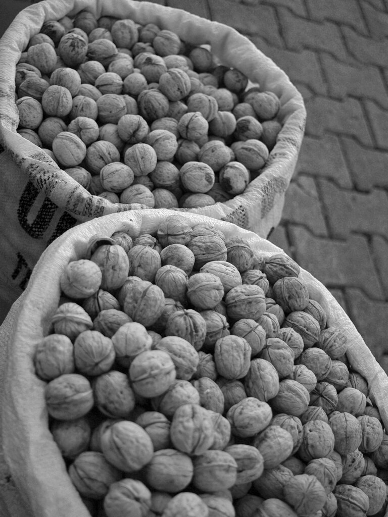 Walnuts B&W from a market in turkey Canton Becker Flickr
