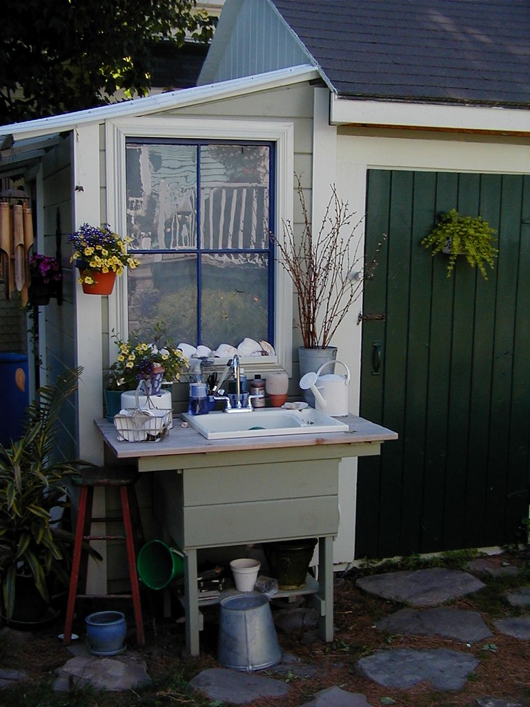 outdoor shower/sink we finally built a real outdoor shower… Flickr