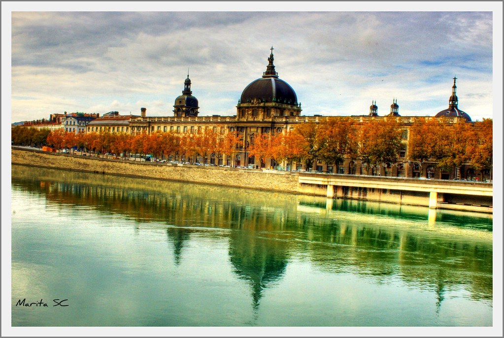 Lyon in autumn France / Lyon en Otoño Francia Lyon, Fr… Flickr
