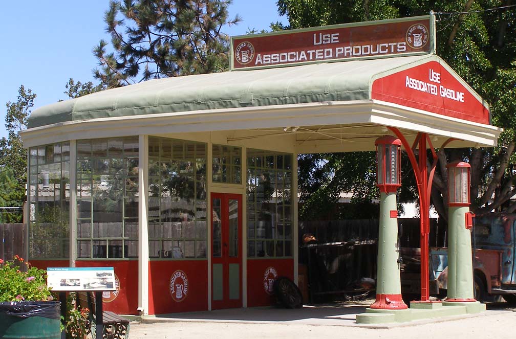 restored Associated Oil gas station San Jose, CA; at Histo… Flickr