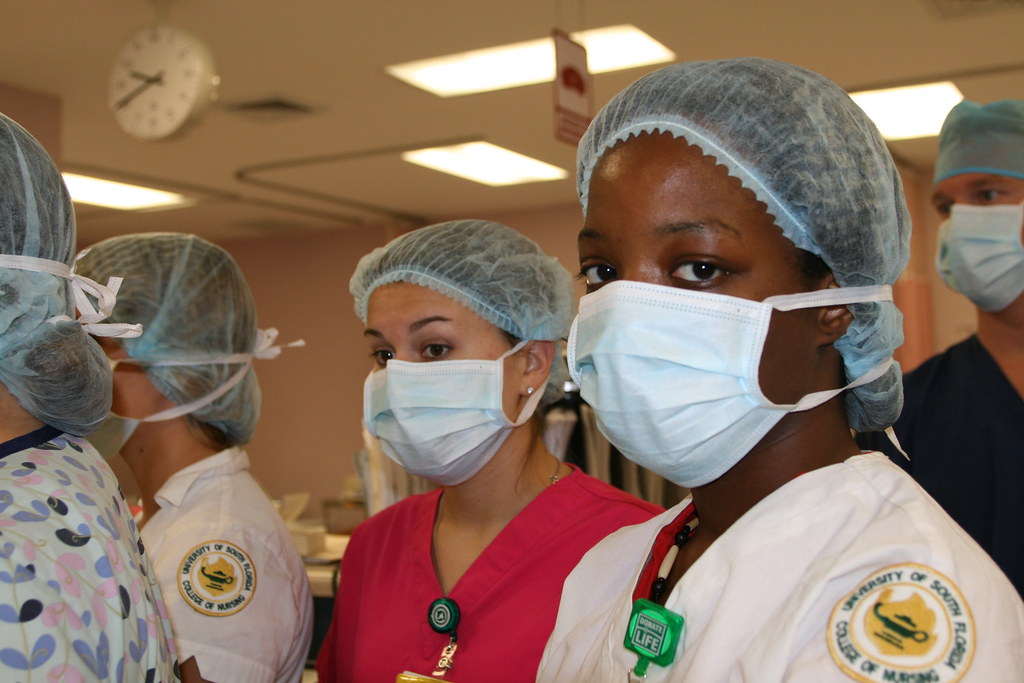 IMG_2239 (lr) USF College of Nursing students Melissa Skr… Flickr